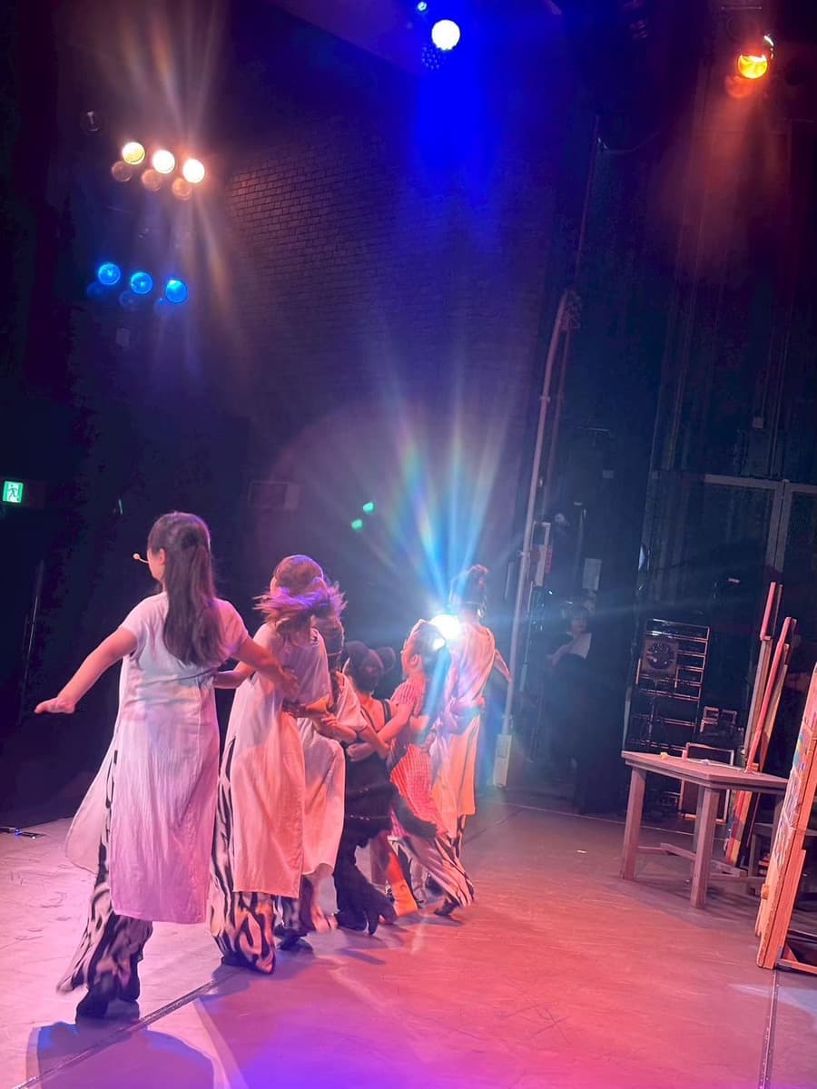 舞台のイメージ